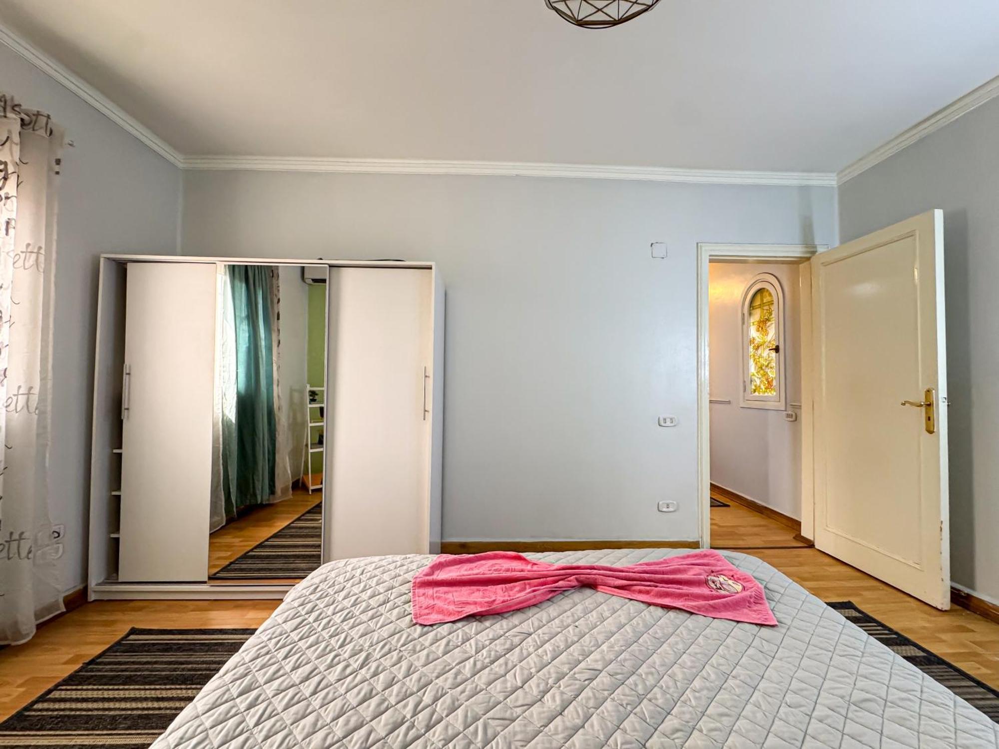 2br Degla Maadi Square Cairo